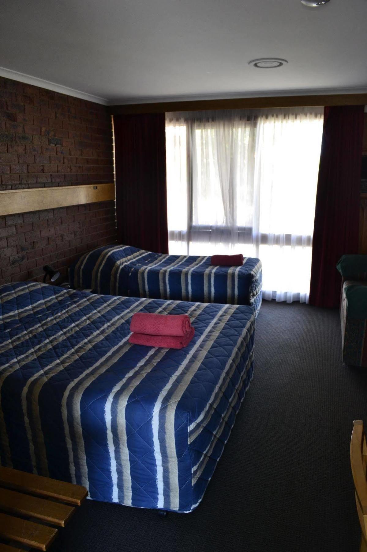 Kardinia Park Motel Geelong Kültér fotó